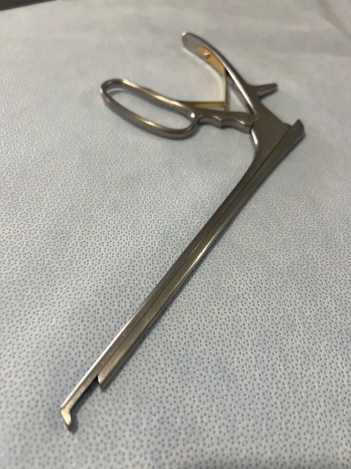 V. MUELLER NL4281-084 Ferris-Smith Kerrison Rongeur 40deg X 4mm Up-Bite — photo 2
