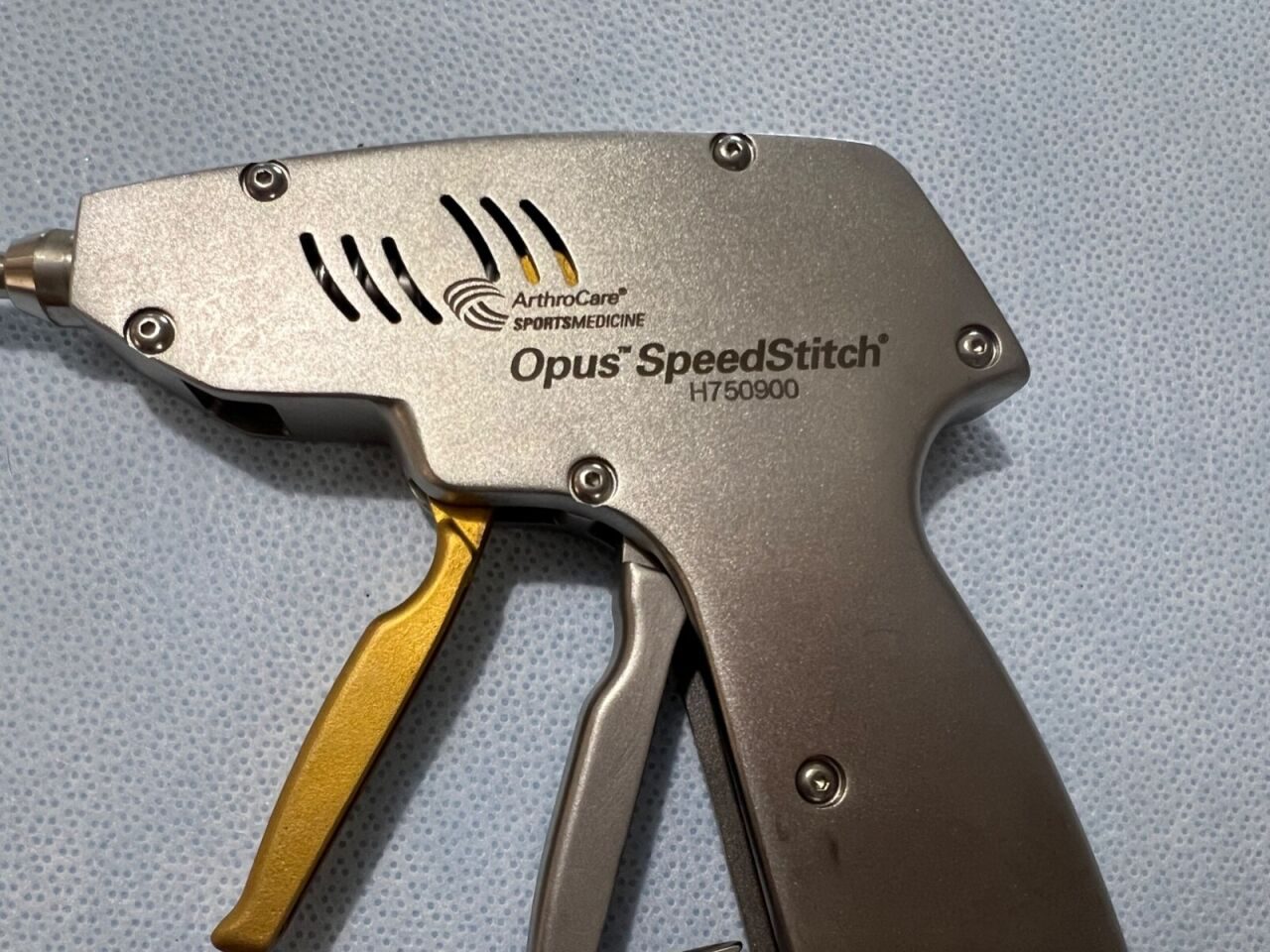 ARTHROCARE H750900 Opus Speed Stitch Instrument — photo 4