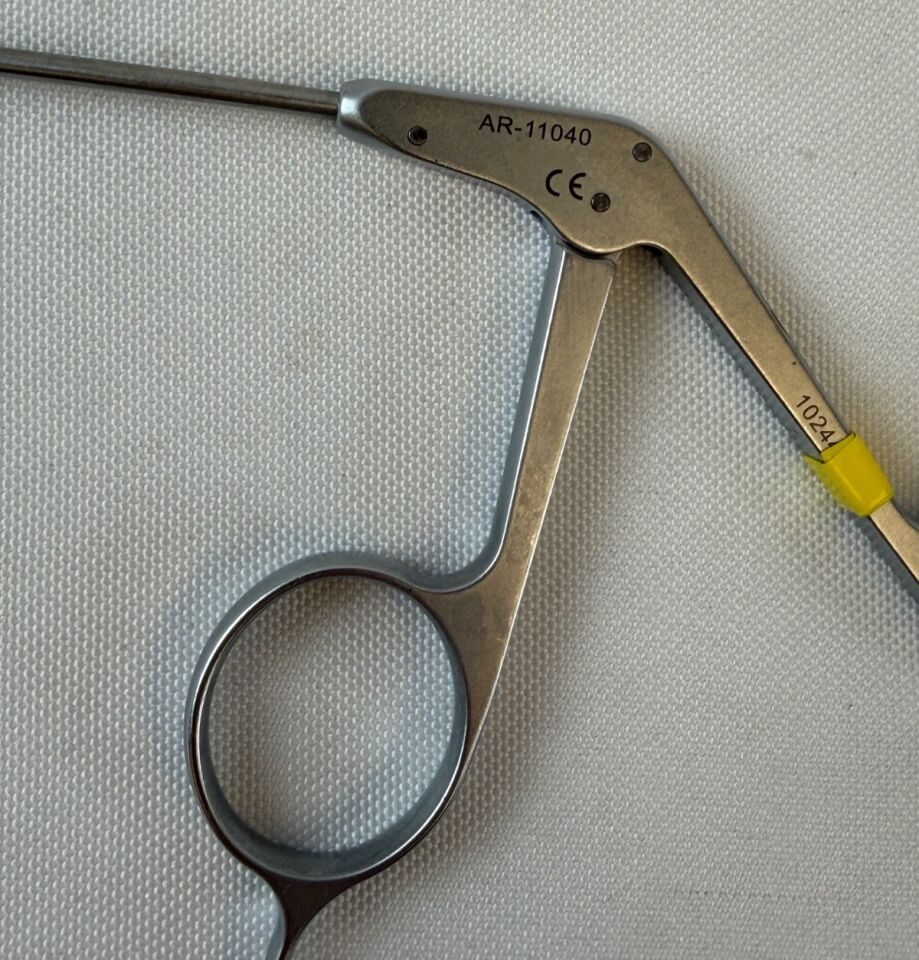 ARTHREX AR-11040 WideBiter Arthroscope — photo 3