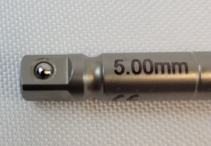 MEDTRONIC RS2011969 5.0mm Broken Hardware Removal Adaptor — photo 3