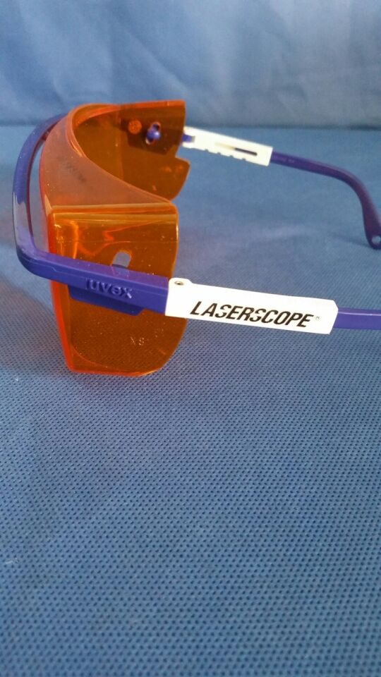 LASERSCOPE Uvex (KTP/532 Laser Light Only) O.D. 5 @ 532NM Surgical Laser — photo 4
