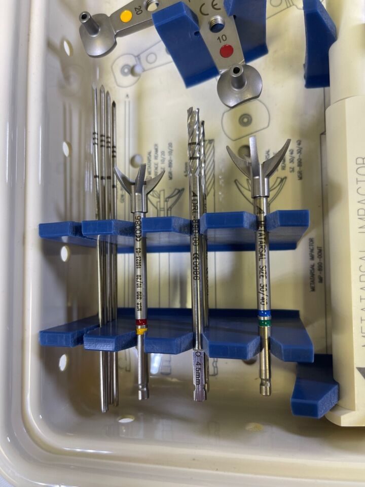 ASCENSION ORTHOPEDICS CSA-890-02 MOVEMENT Great Toe System w/ Sterilization Case — photo 5