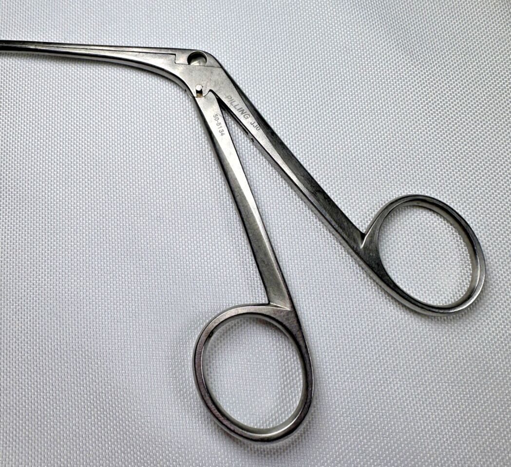 PILLING 50-5134 Straight Sam Roberts Laryngeal Cup Biopsy Forceps 60cm L 4mm Cup — photo 6