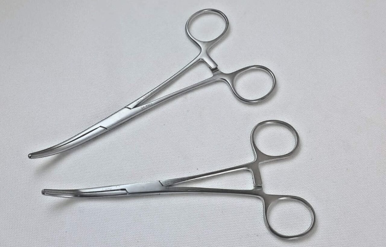 SYMMETRY SURGICAL 34-4071 Rochester-Pean Forceps, Lot of 2