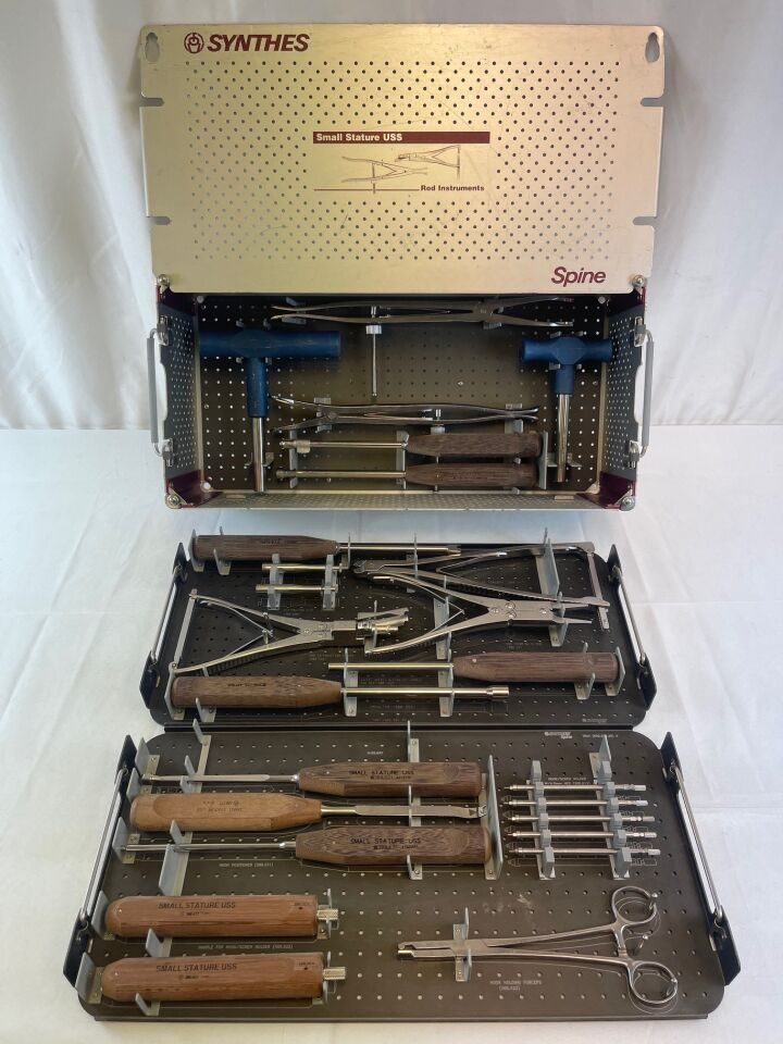 SYNTHES  Small Stature USS Rod Instruments Set — photo 1