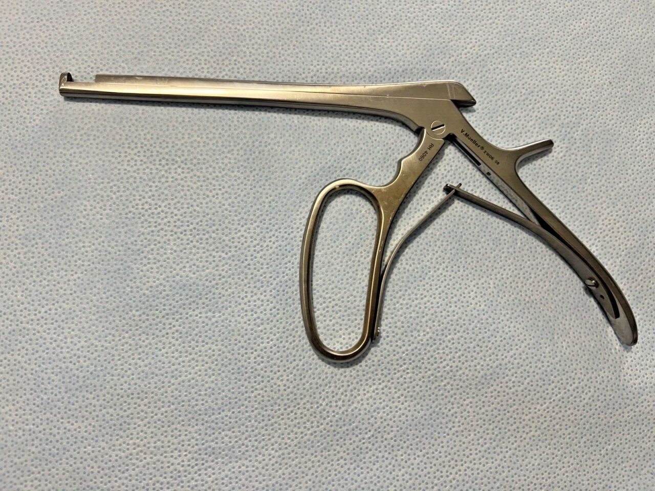 V. MUELLER RH4060 Ferris-Smith Laminectomy Kerrison Rongeur 5mm X 90deg Upbite 6"L — photo 1