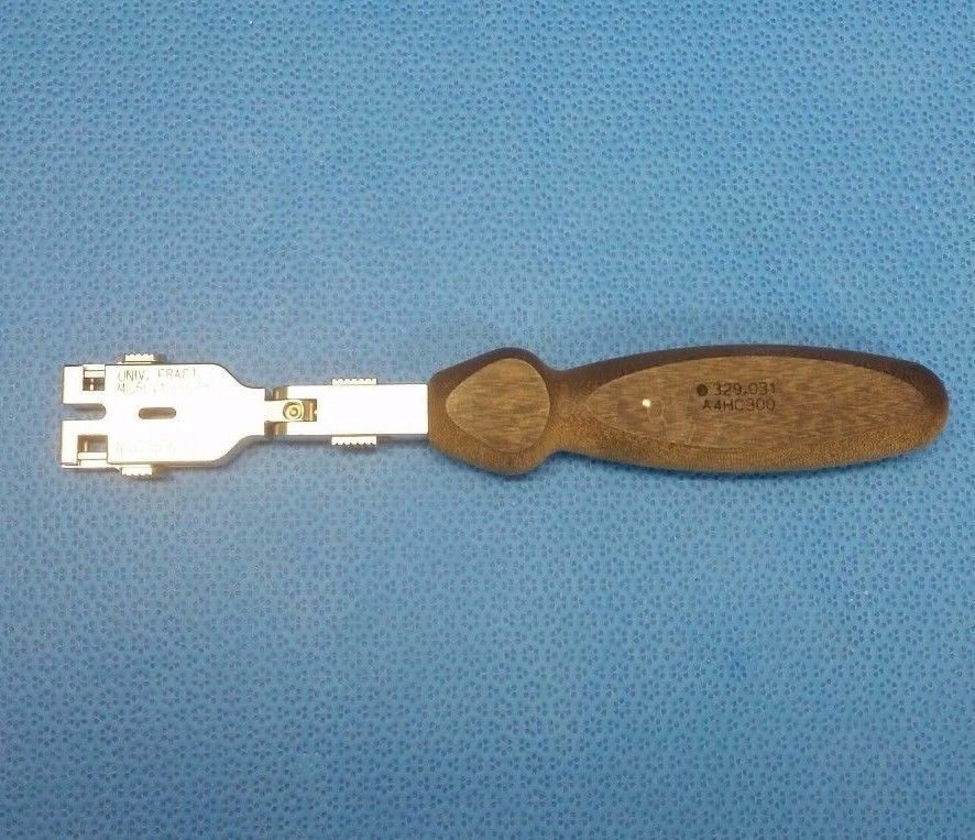 SYNTHES 329.031 Maxillofacial Mandible Bending Iron — photo 1