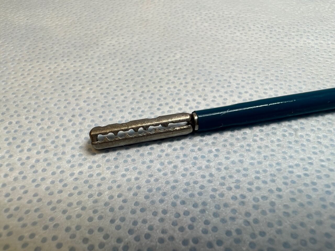 CONMED 5mm Endoweave 5mm Laparoscopic Grasper — photo 2