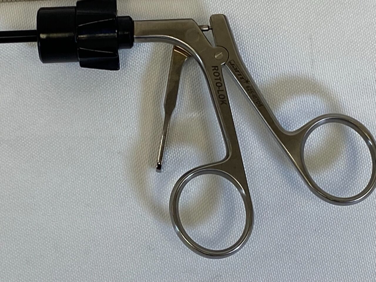 JARIT 625-107D5 Roto-Lok Laparoscopic Locking Lever Grasping Forceps 5mm x 384mm — photo 2