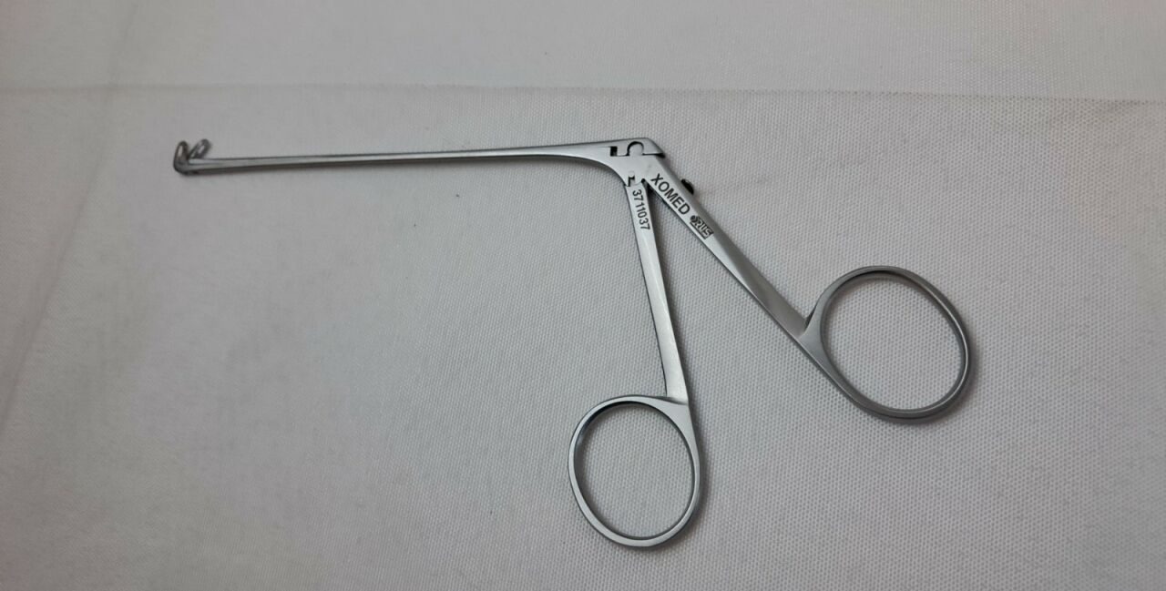XOMED 3711037 Struempel Forceps 2.4mm Angled Up 90deg — photo 2