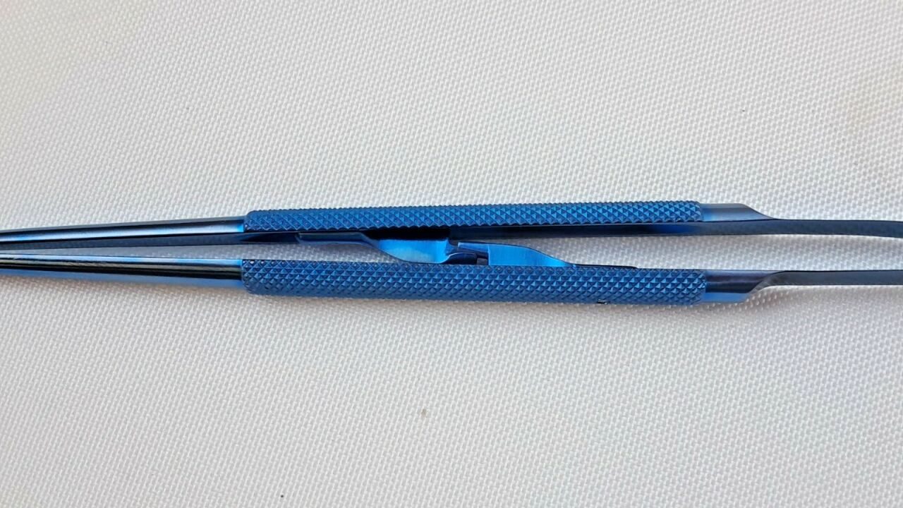 SYMMETRY TI Jacobson Needle Holder SSI Ultra  52525T Titanium Needle Holder Locking Straight Jacobson — photo 3