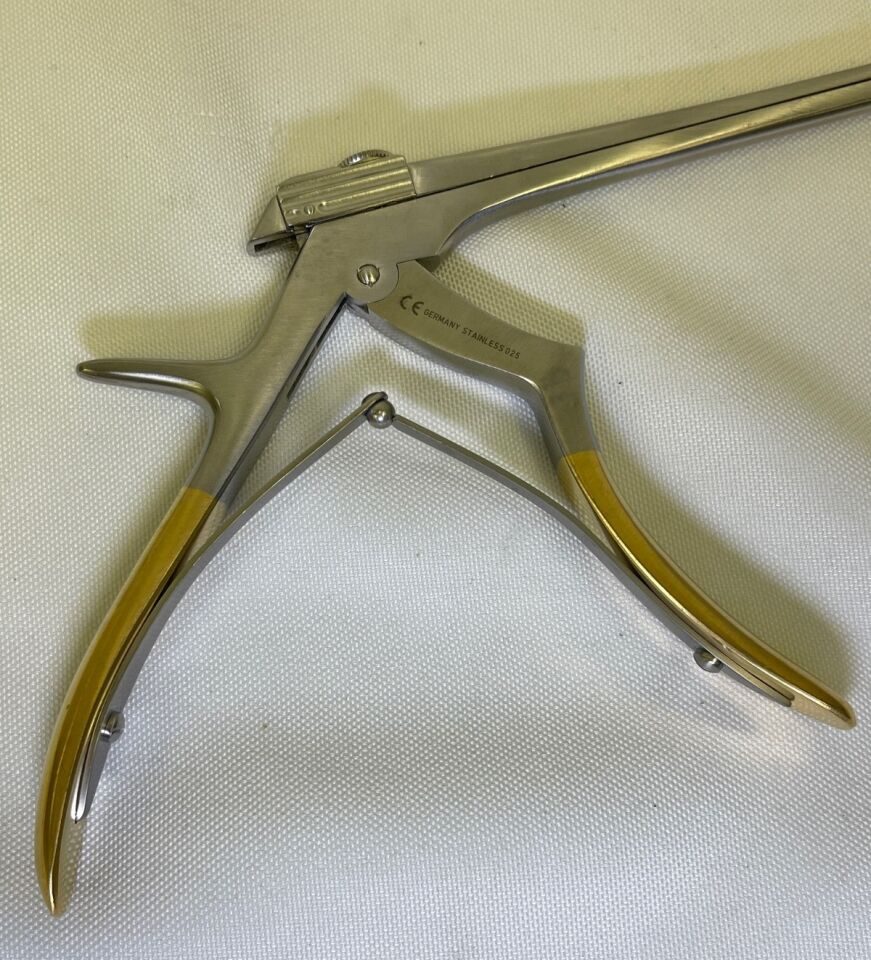 CODMAN 53-1627LED 3mm x 40deg Up x 8" Lumbar Detachable Kerrison Rongeur — photo 6