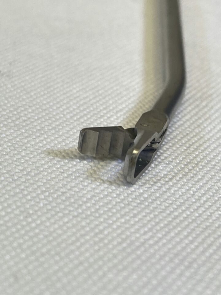 SHUTT-LINVATEC 31.16334 Aggressor Forceps 15deg Up 3.4mm x 130mm Arthroscopy Punch — photo 5