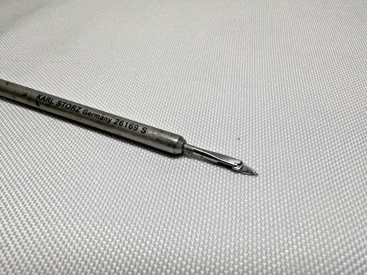 KARL STORZ 26169S Single Action Micro Dissecting Scissors 5.5mm X 33cm — photo 2