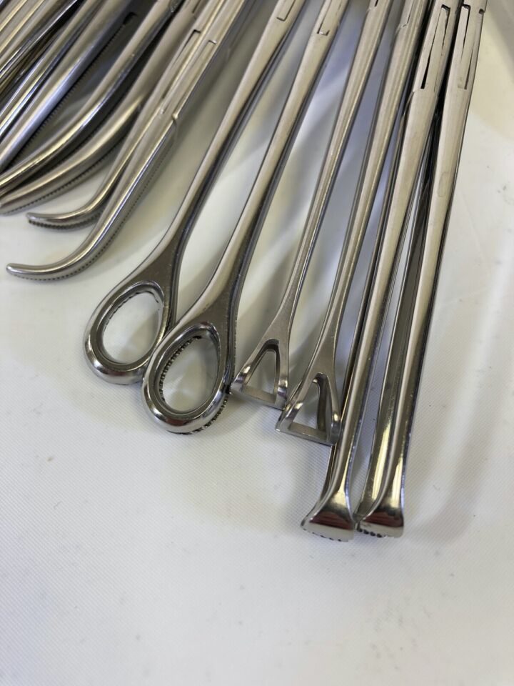 VARIOUS  94 Piece Global Konig Fisherman Major Abdominal Instrument Set w/ Case — photo 11