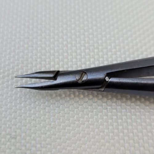 SOLOS U.S.A. ST2056 Castroviejo Needle Holder Spring-Action Precise Jaws — photo 2