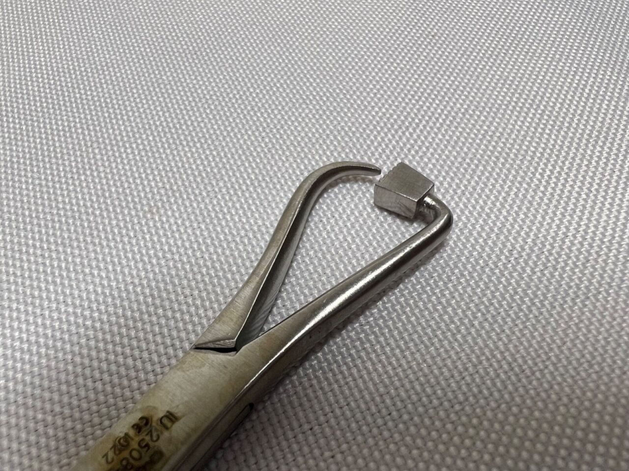 AAP IU 2508-00 Small Holding Forceps — photo 4