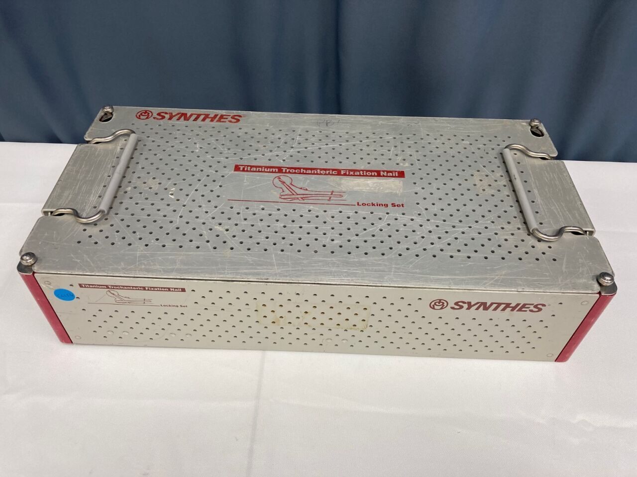 SYNTHES Various Titianium Trochanteric Fixation Nail Locking Set — photo 6