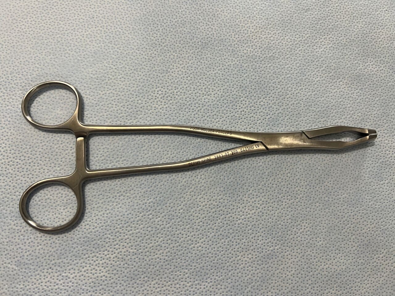 DEPUY 2883-07-300 Hook Holder Forceps — photo 1