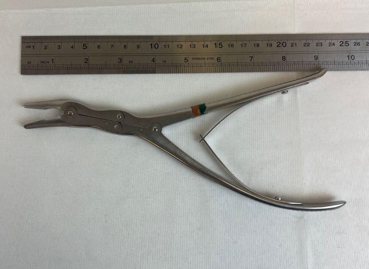 KMEDIC KM47-487 Leksell Rongeur 5mm x 16mm D/A Jaw Curved 15deg 25cm Orthopedics — photo 7