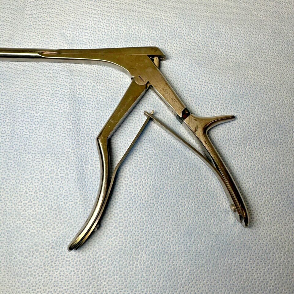 ACROMED 6300-907  Surgical Kerrison Rongeur — photo 4