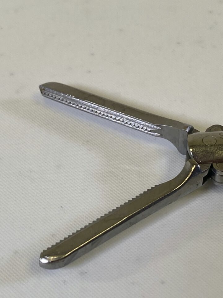 SNOWDEN-PENCER 88-9545 D/A 10mm x 36cm Allis Tissue Grasper Laparoscopic Forcep — photo 5