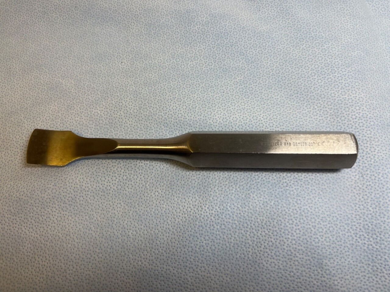 V. MUELLER OS1079-007 Periosteal Elevator 8-1/4" Length X 25.4mm Wide