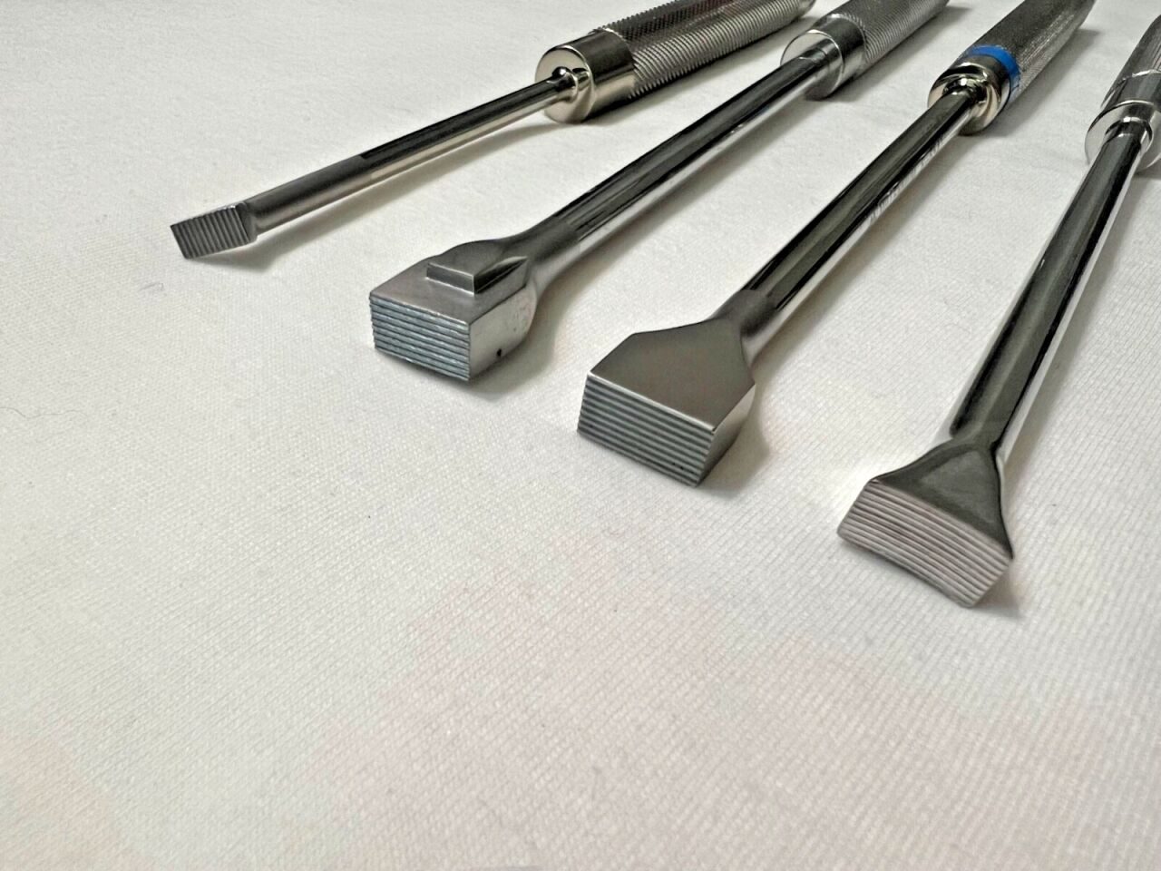 CODMAN MILLENNIUM Various Impactors & Graft — photo 2