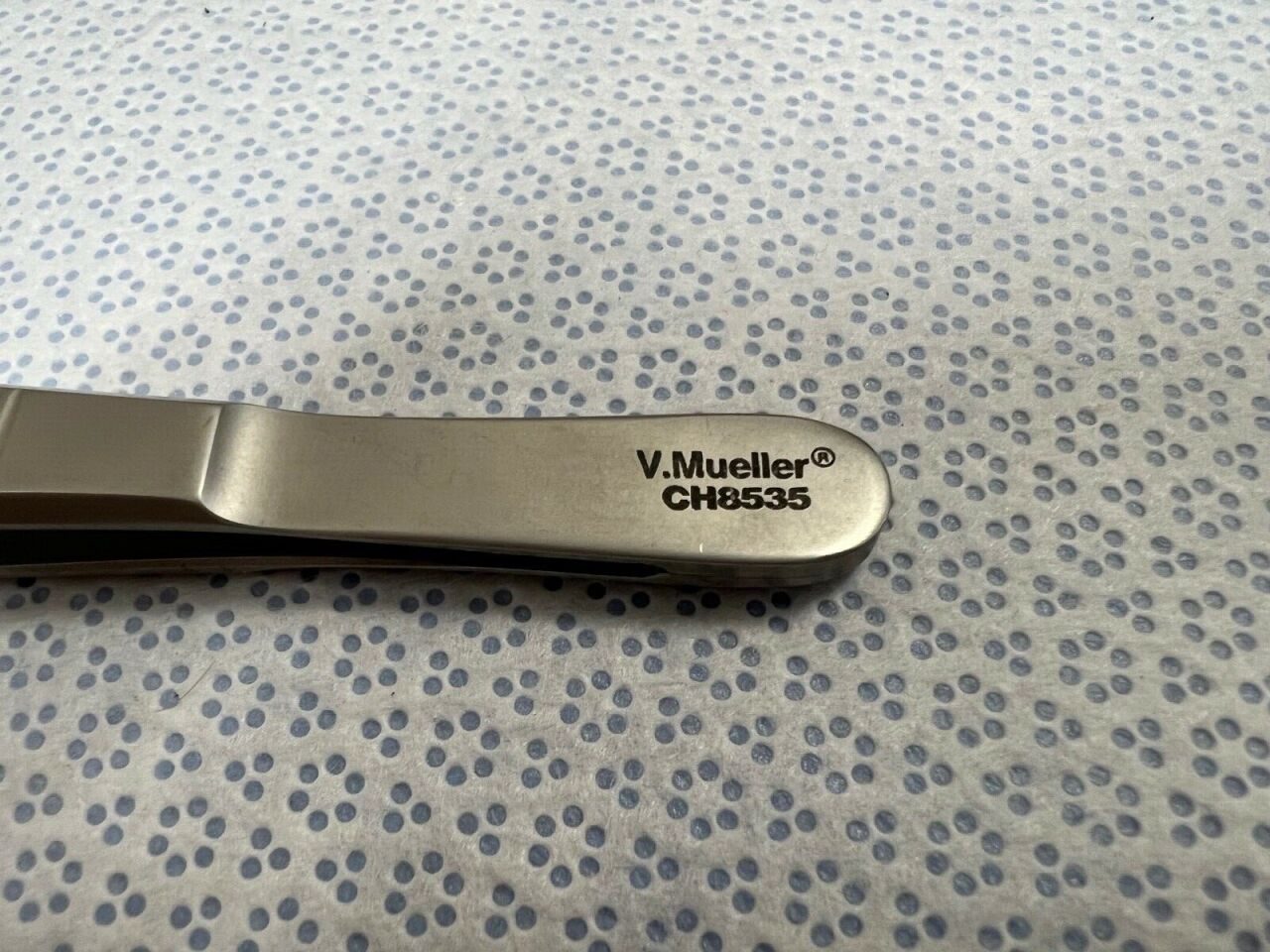 V. MUELLER CH8535 6-1/2" Jacobson Bayonet Dressing Forcep — photo 2