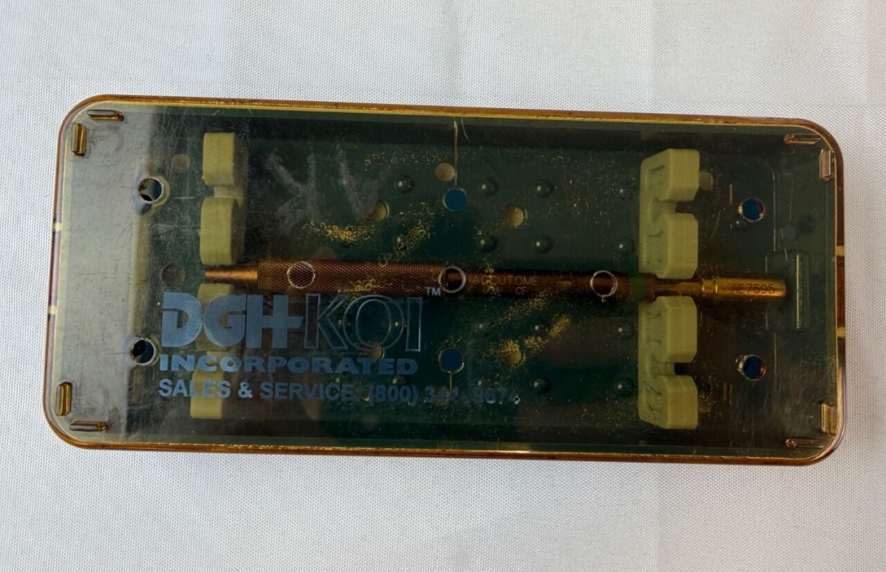 ACCUTOME AE7695 Diamond Knife w/ Sterilization Case — photo 2