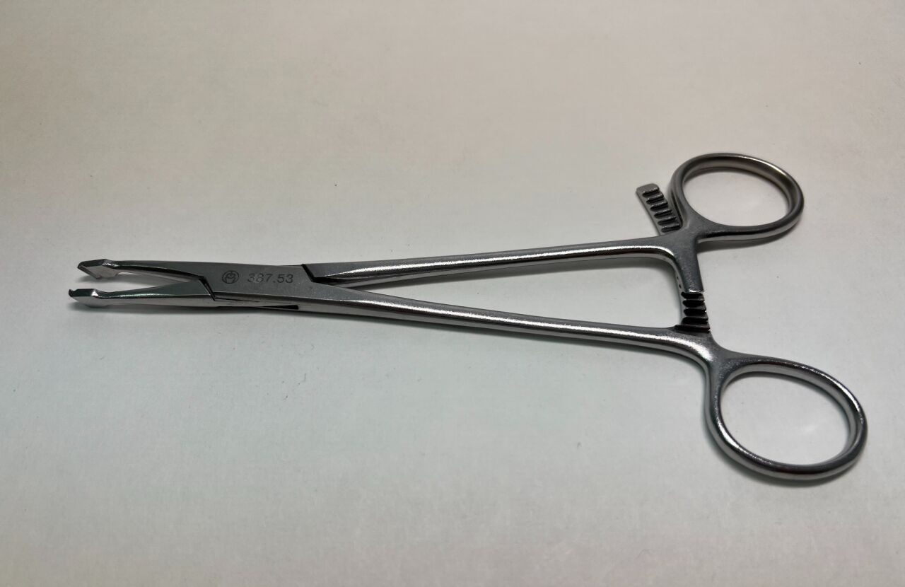 SYNTHES 387.53 CerviFix Holding