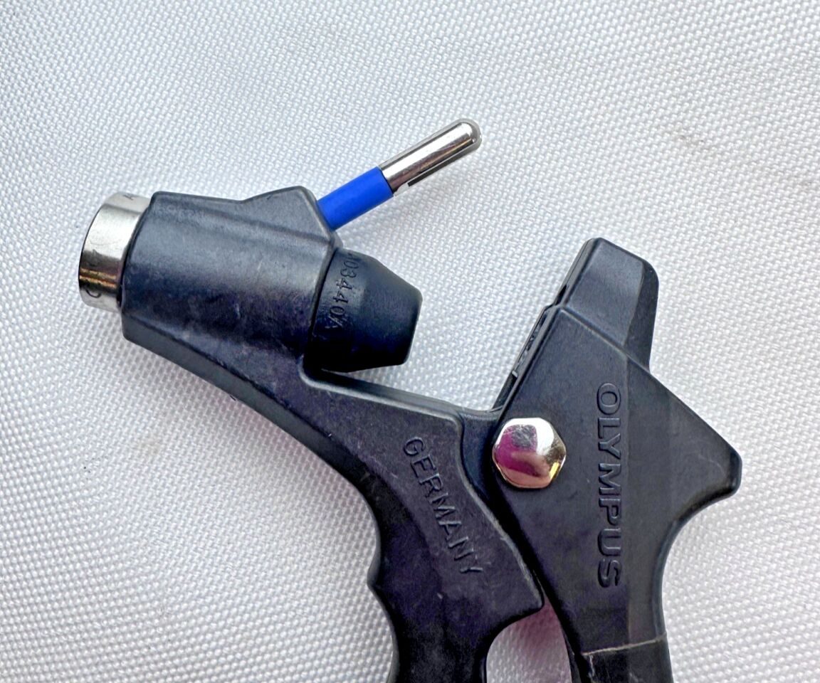 OLYMPUS A60201A Laparoscopic Monopolar Ergo S Handle — photo 6