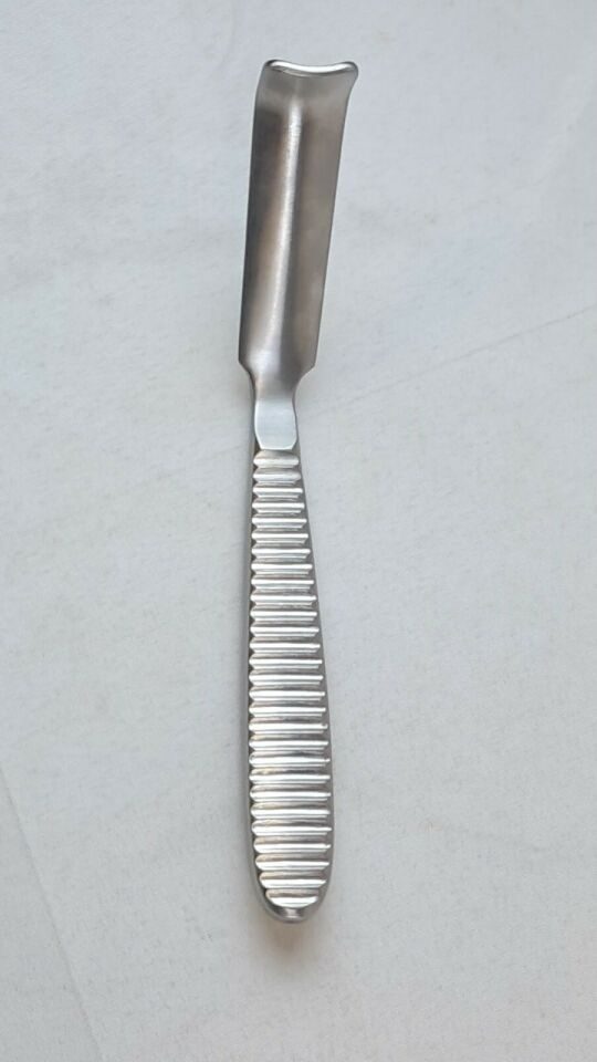 AESCULAP MF059R Cloward Blade Retractor 20mm — photo 3