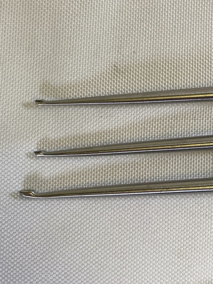 STEALTH SURGICAL Various Cervical Axial Curettes w/ Sterilization Case — photo 4