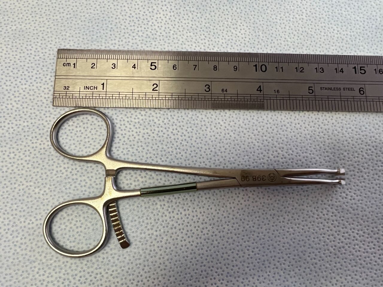 SYNTHES 398.99 Small Plate Holding Forceps Plate Holding Forceps — photo 2