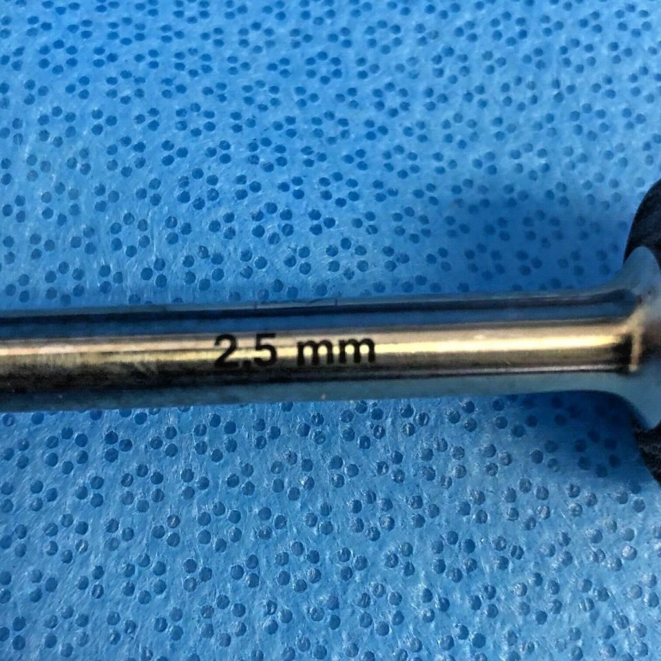 SYNTHES 314.75 Hexagon 2.5mm Screwdriver — photo 4