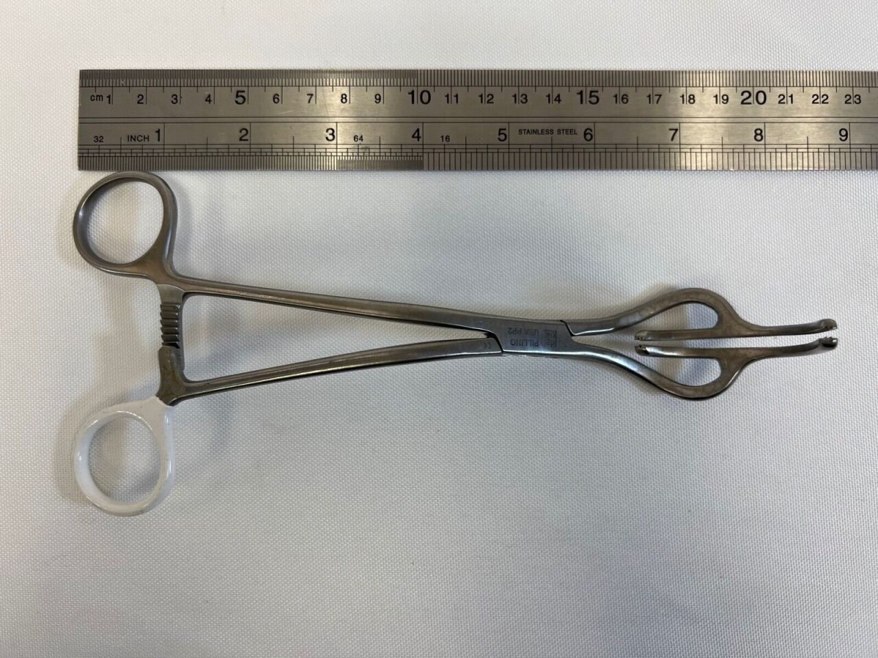 PILLING 35-3583 DeBakey Strong Aorta Lambert Clamp Curved 8-1/8" — photo 5