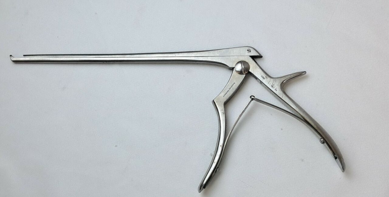 OMI 52-142-04B Black Surgical Kerrison Rongeur 4mm 8 inch — photo 2
