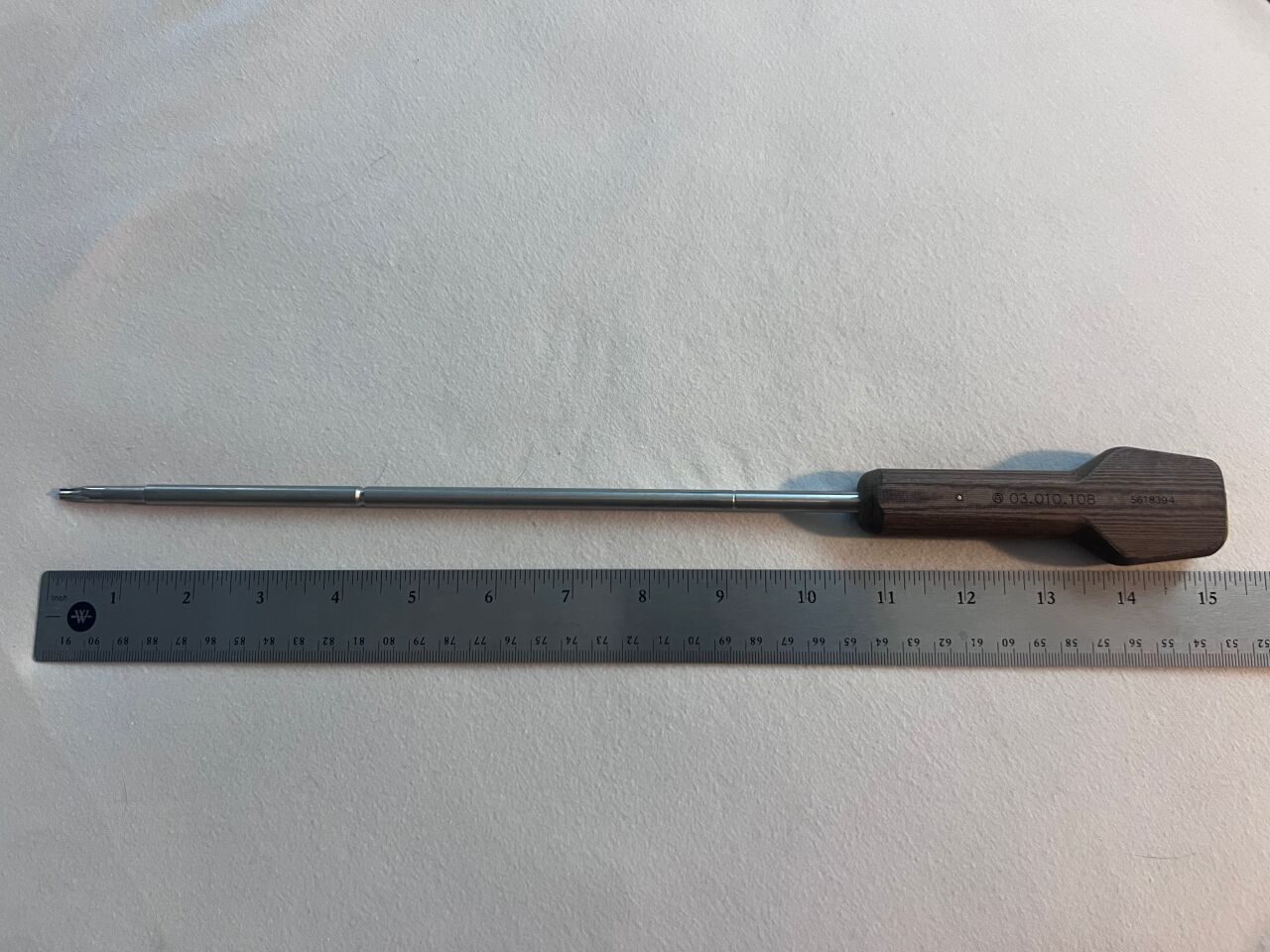 SYNTHES 03.010.108 StarDrive Long Hexagonal Screwdriver — photo 2