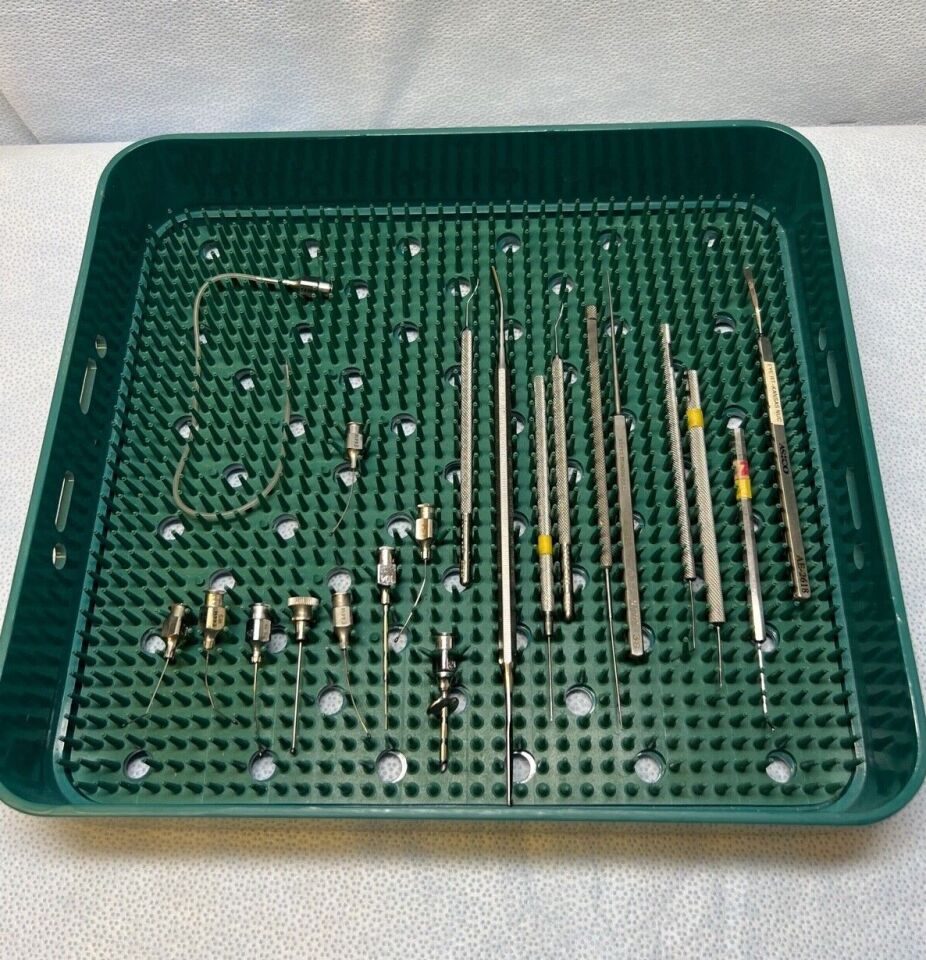 20 Piece Ophthalmic Instrumentation Tray — photo 1
