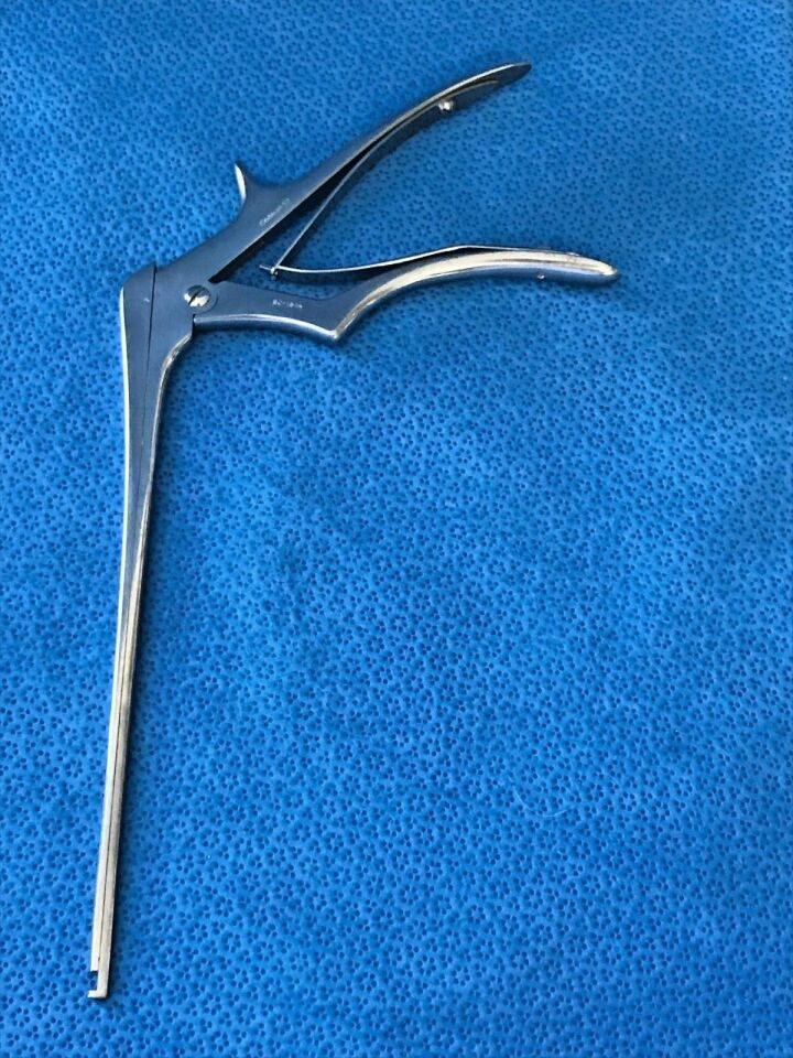 CODMAN 80-1614 Micro Kerrison Rongeur 2mm X 90deg UpBite — photo 8