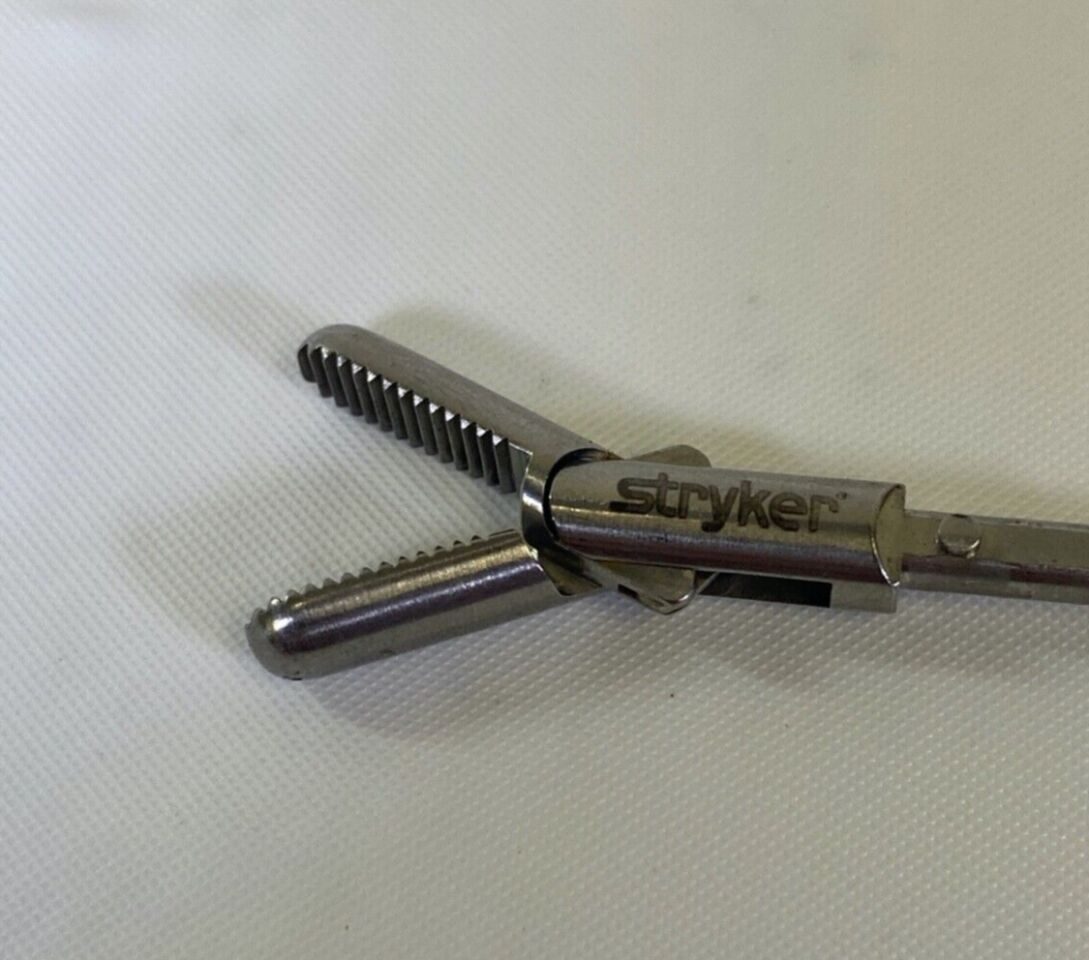 STRYKER 250-080-617 w/ 250-080-286 PEEK Monopolar Handle w/ 5mm x 33cm Blunt Grasper — photo 4