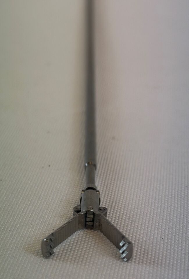 ACMI LA2-6253 Snap In Laparoscopic Forcep Gripper Grasper Insert 5.5mm x 32cm — photo 7
