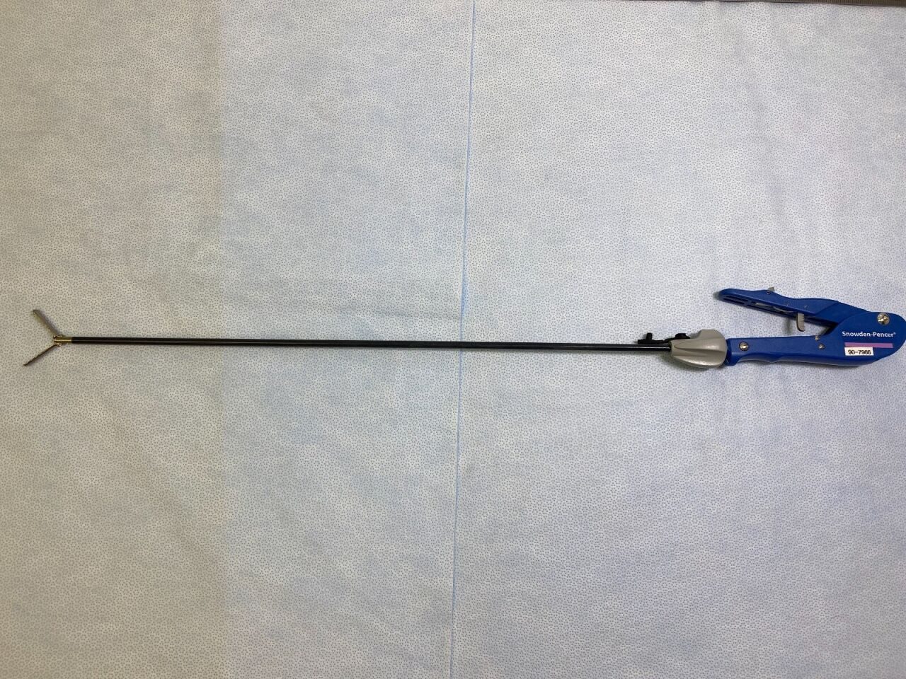 SNOWDEN-PENCER 90-7966 Crocodile Grasper, Double Action, In-Line Locking Handle — photo 1