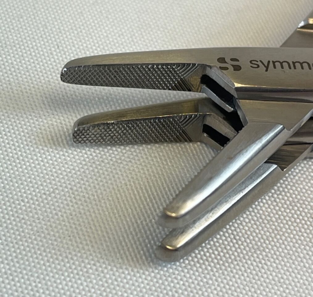 SYMMETRY 10-1819 Mayo Hegar Needle Holders 7" Stubby Jaw General Surgery Pair of 2 — photo 3