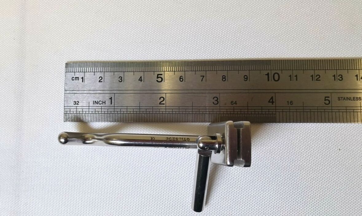 ARTHREX AR-1953 Graft Workstation Adjustable Post — photo 3