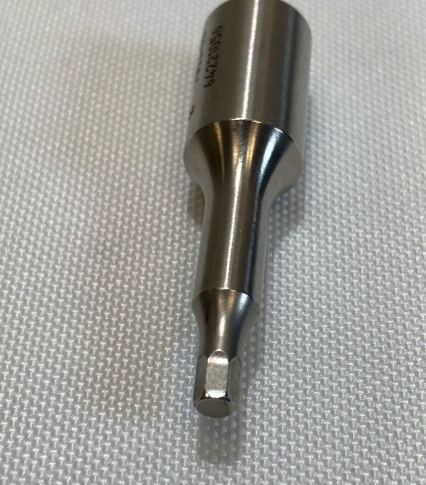 ZIMMER 7053-02 3.5mm Hex Torque Wrench Adapter — photo 3