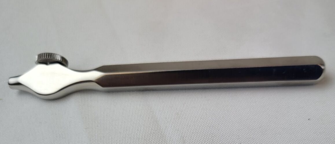 STRYKER 233-70-1 Camelback Arthroscopic Knife Handle — photo 4