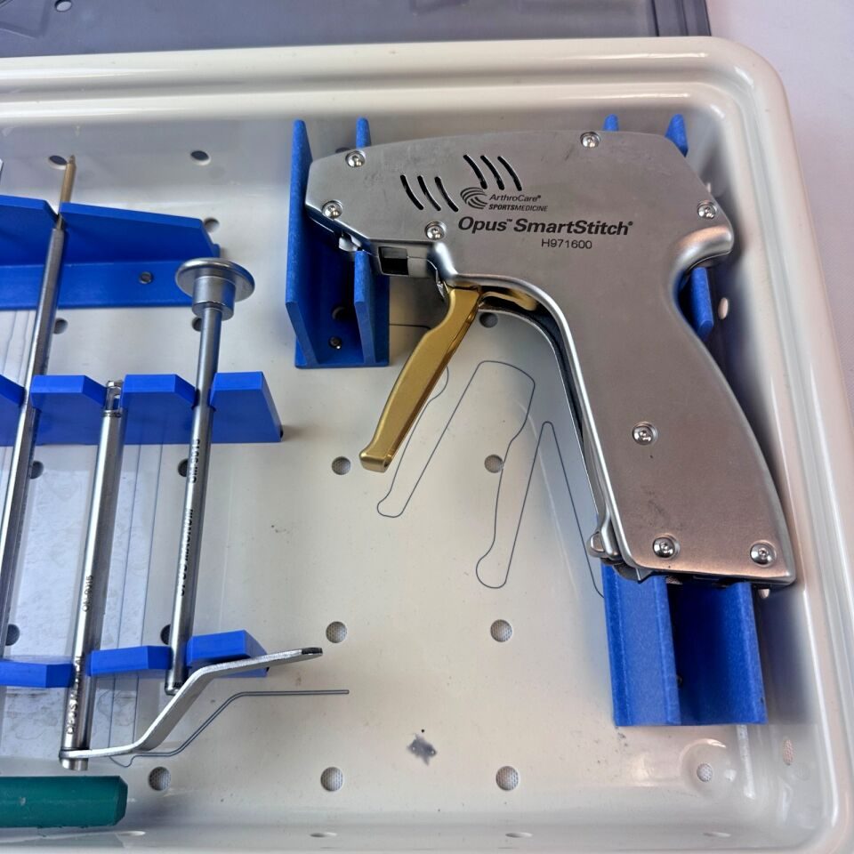 ARTHROCARE Autocuff System Instrument Set Opus Medical Orthopedics — photo 3