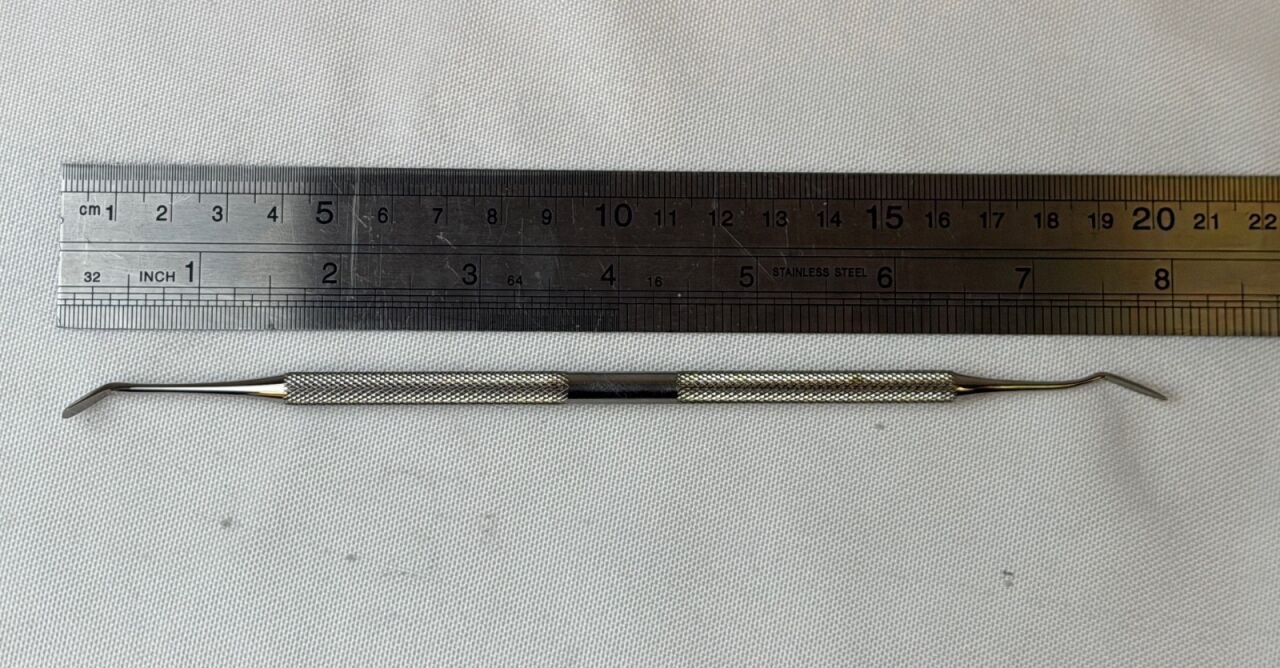 XOMED 3714040 2.4mm 10deg & 4.0mm 30deg 8" Woodson Elevator Dual Ended — photo 6